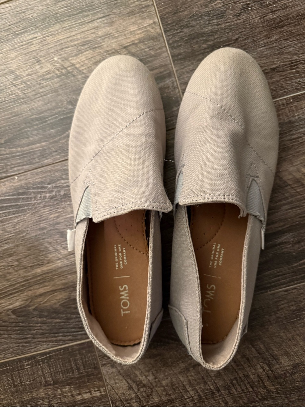 Toms Men's Slip-On Canvas Loafers in Light Gray